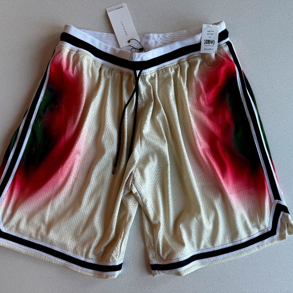 JOHN ELLIOTT - BRAND NEW - Men's Game Shorts Alien